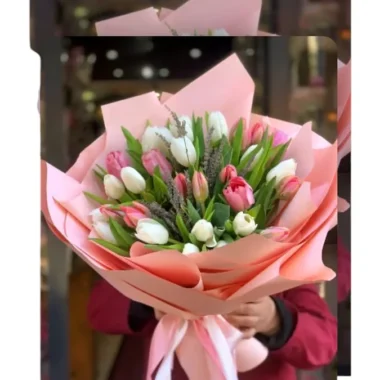 Buqete me 20 tulipane mix